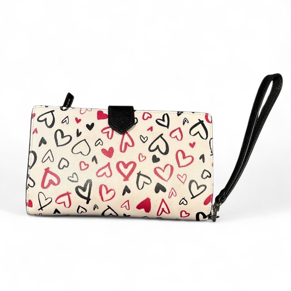 Kate Spade Heart Patterned Cream and Black Wristlet with phone holder pocket.